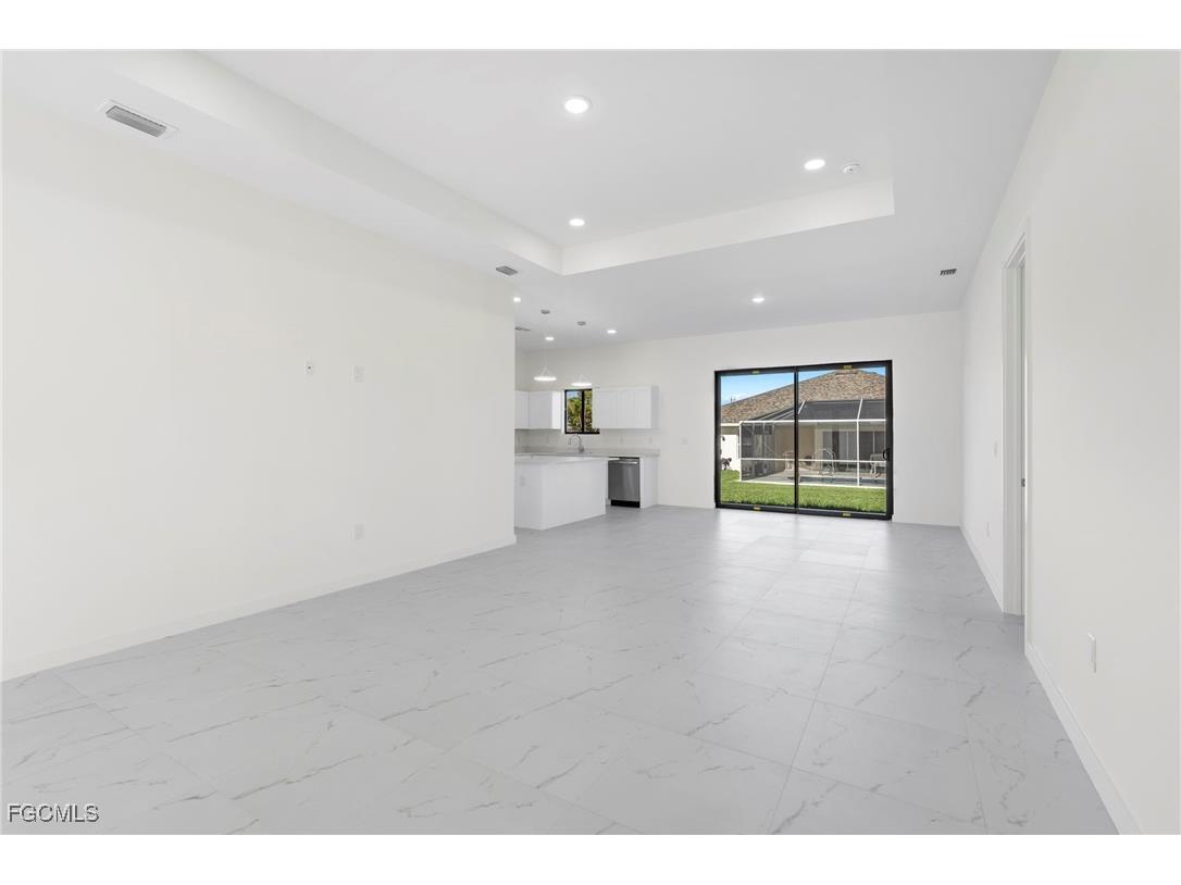 1021 Chiquita Boulevard N Cape Coral FL 33993 2025013119 image6