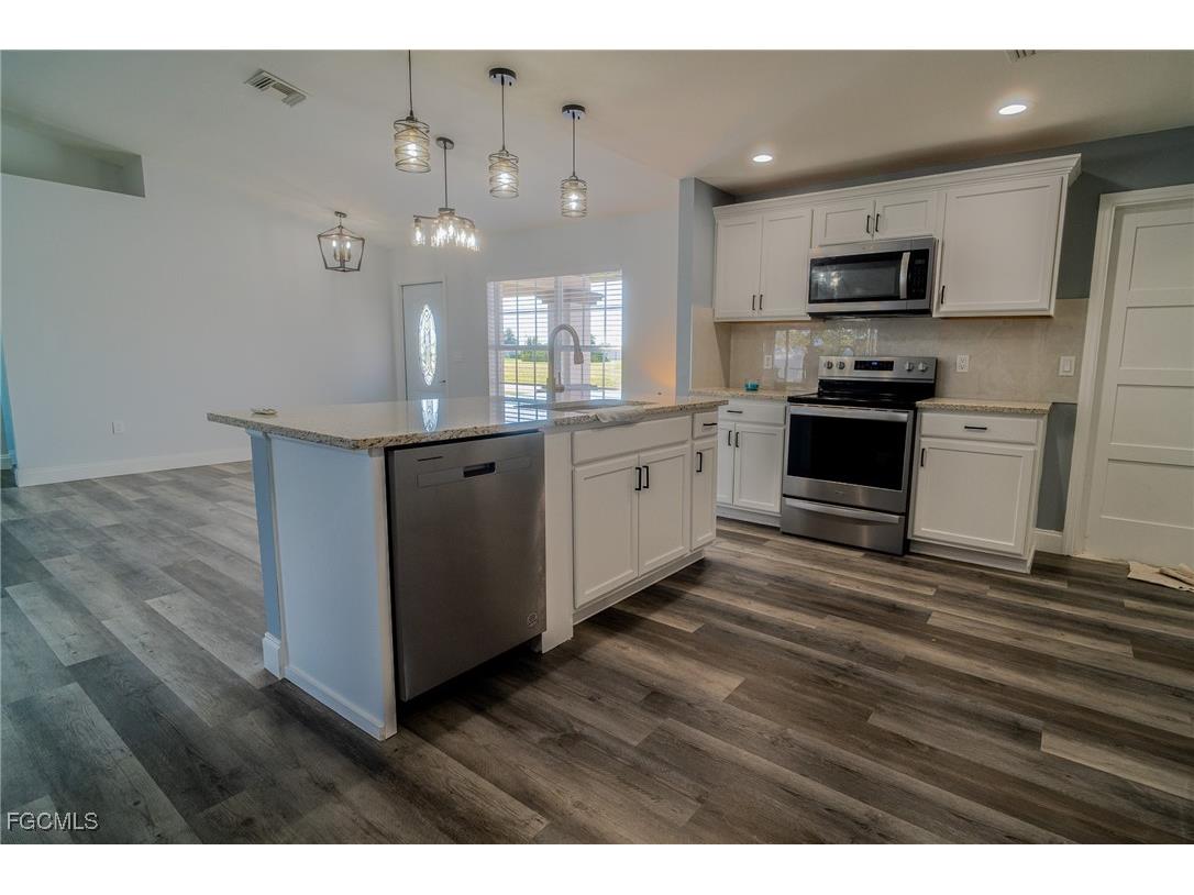 1021 NW 10th Avenue Cape Coral FL 33993 2025018251 image11