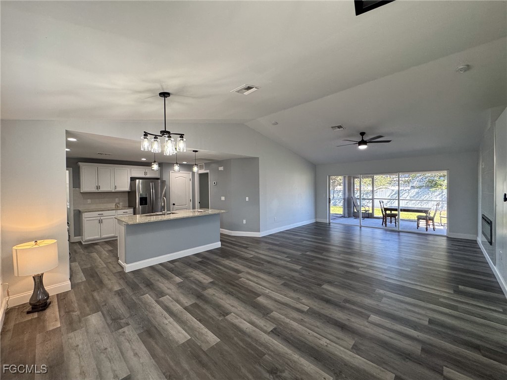 1021 NW 10th Avenue Cape Coral FL 33993 2025018251 image8