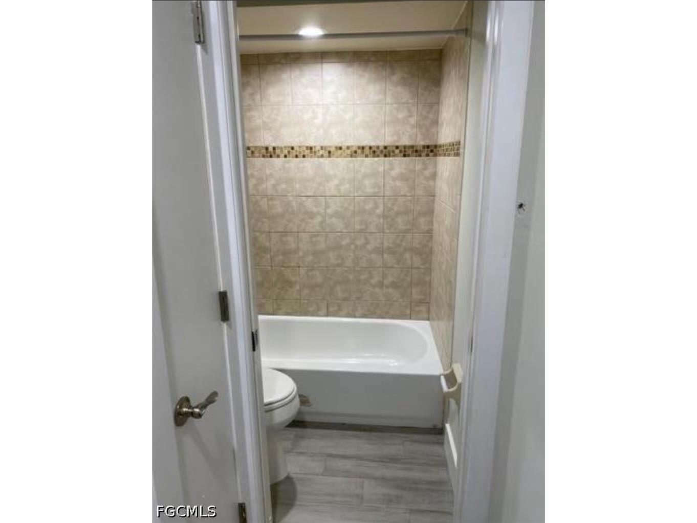 1021 SE 8th Terrace #C Cape Coral FL 33990 2026020923 image14