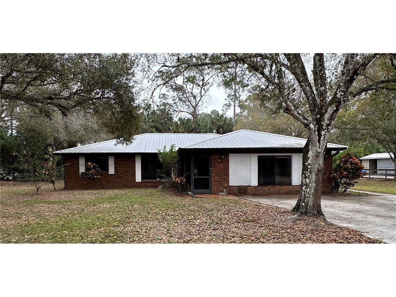 1021 Wood Drive Labelle FL 33935 224004025 image1