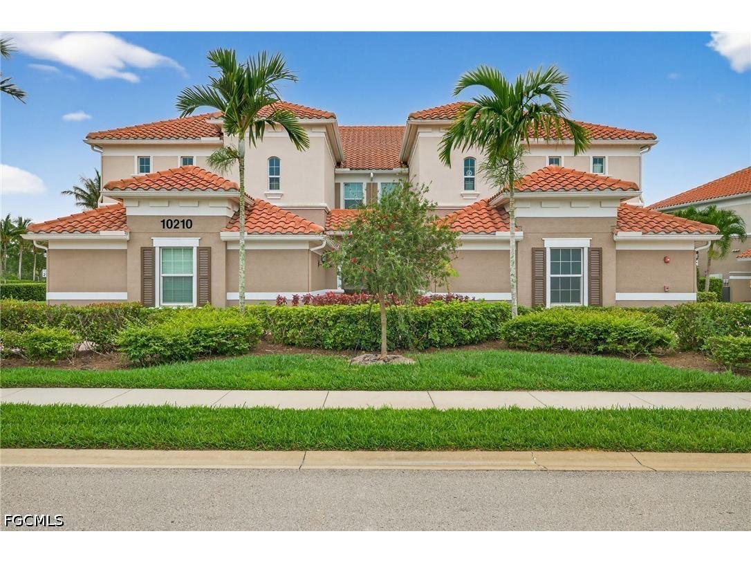 10210 Glastonbury Circle #101 Fort Myers FL 33913 2026012952 image1