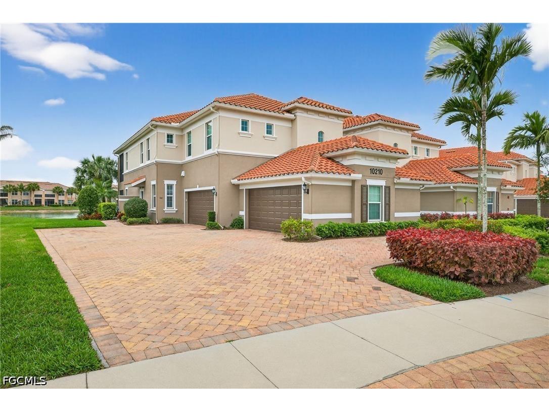 10210 Glastonbury Circle #101 Fort Myers FL 33913 2026012952 image2