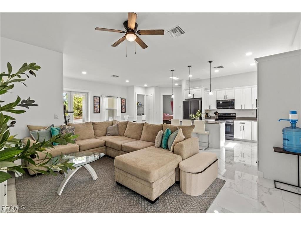 1022 Bagget Street E Lehigh Acres FL 33974 2025004446 image3