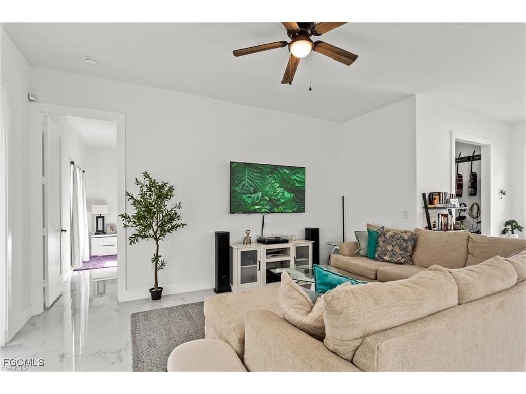 1022 Bagget Street E Lehigh Acres FL 33974 2025004446 image4