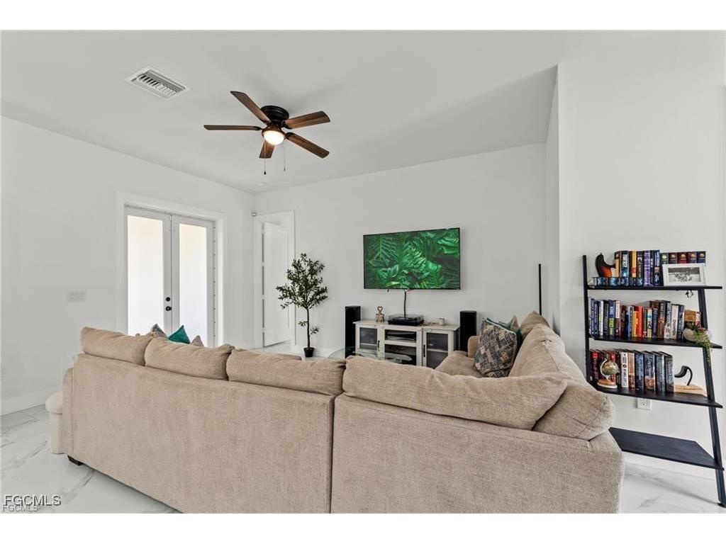 1022 Bagget Street E Lehigh Acres FL 33974 2025004446 image5