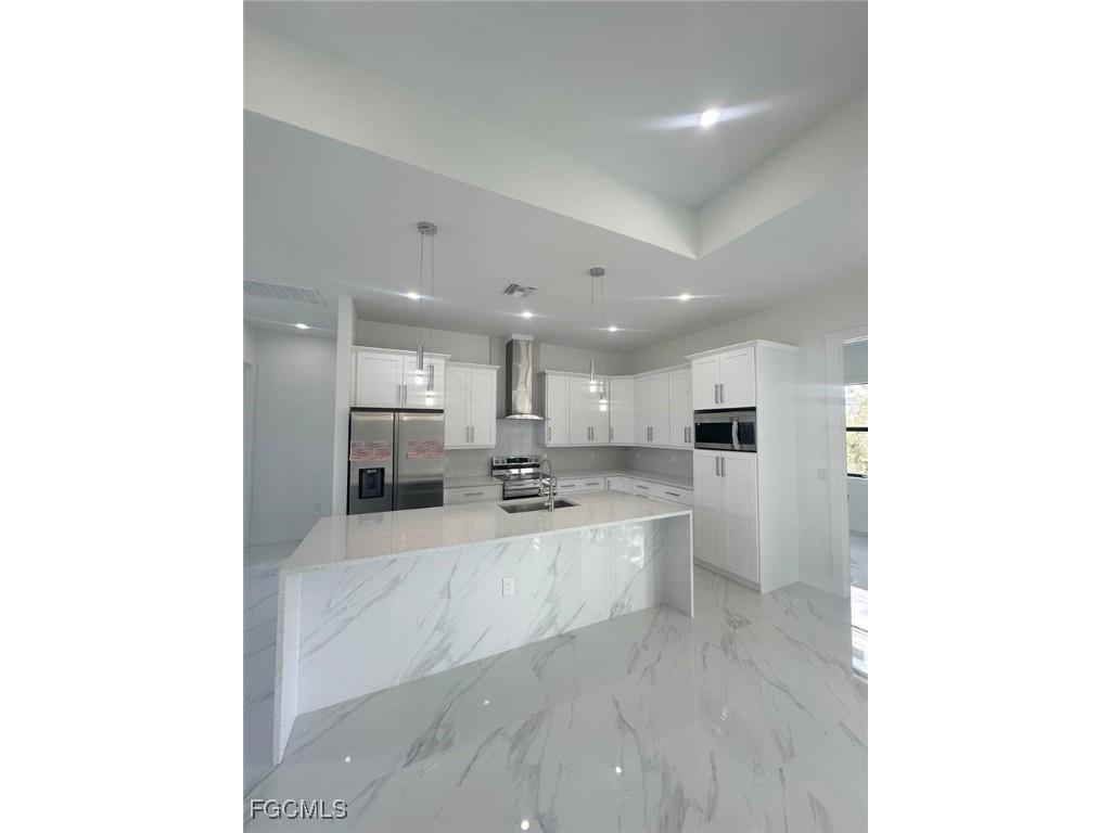 1022 Candlelight Drive Lehigh Acres FL 33974 2025005779 image9