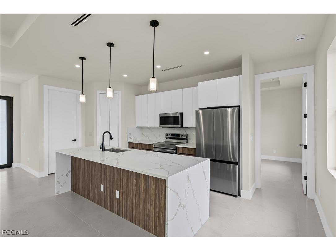 1022 Halby Avenue S Lehigh Acres FL 33974 2026013426 image7