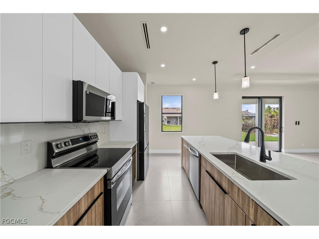 1022 Halby Avenue S Lehigh Acres FL 33974 2026013426 image9