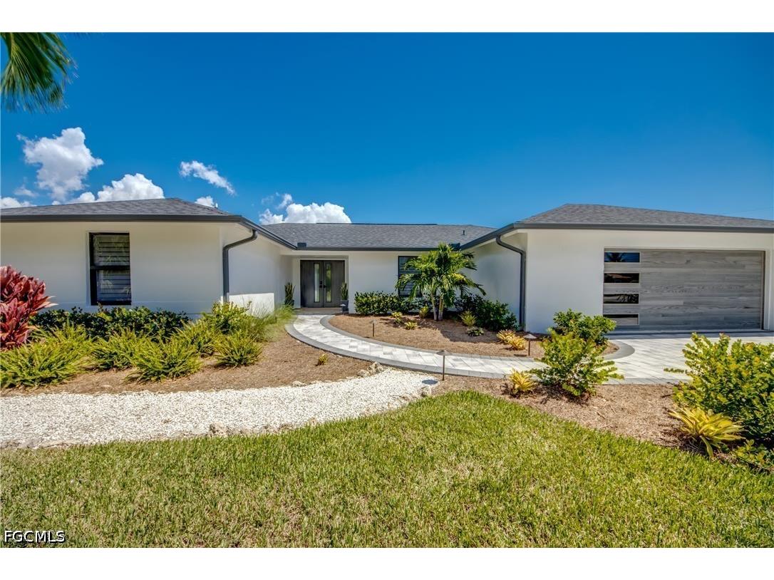 1022 Lindgren Boulevard Sanibel FL 33957 2026020138 image1