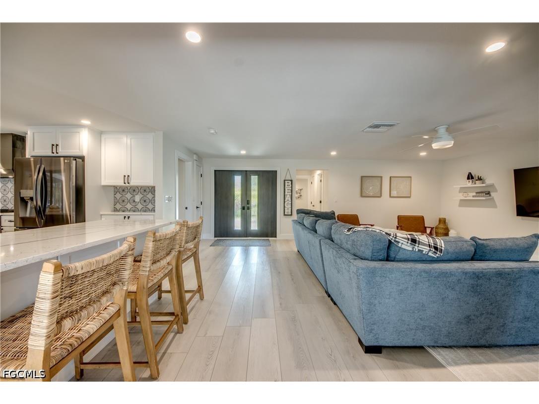 1022 Lindgren Boulevard Sanibel FL 33957 2026020138 image7