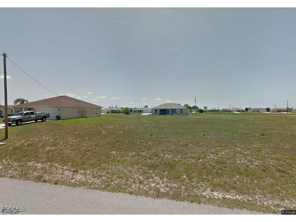 1022 NE 5th Place Cape Coral FL 33909 2025023276 image1