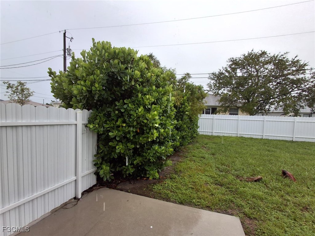 1022 NE 8th Place Cape Coral FL 33909 2025006951 image17