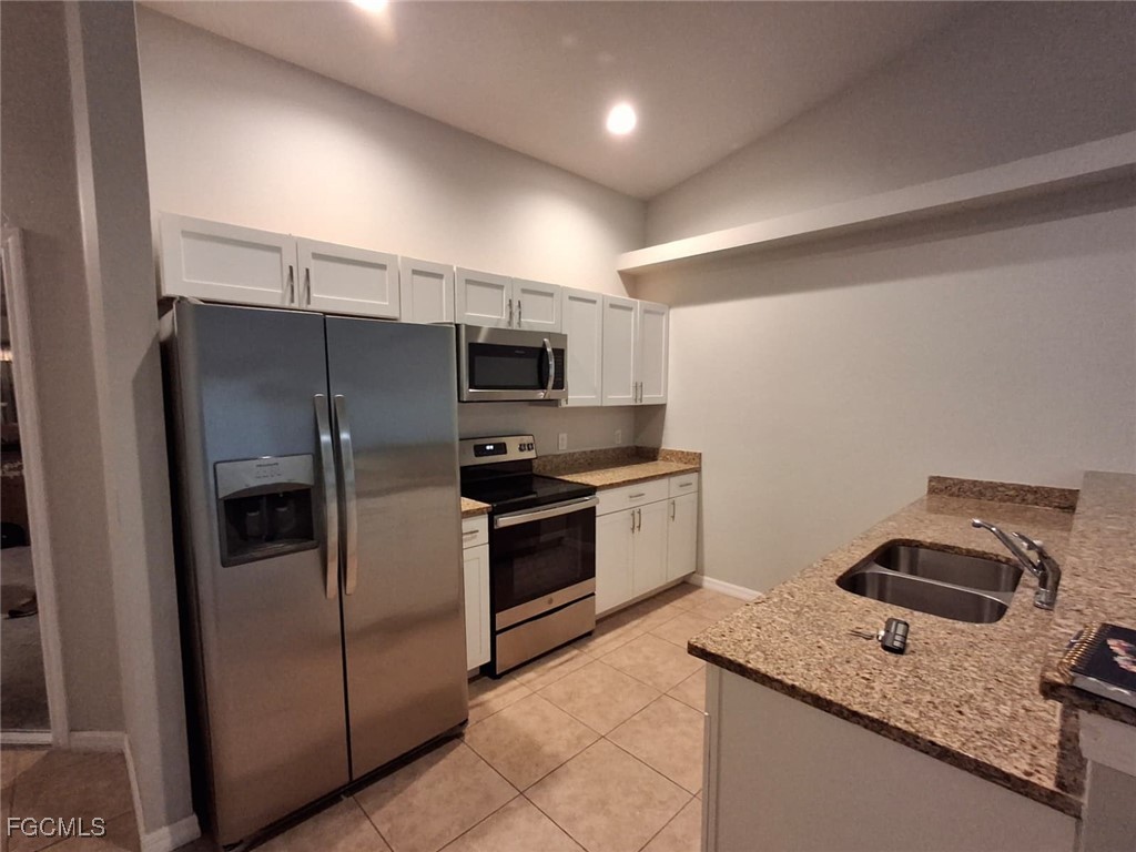 1022 NE 8th Place Cape Coral FL 33909 2025006951 image3