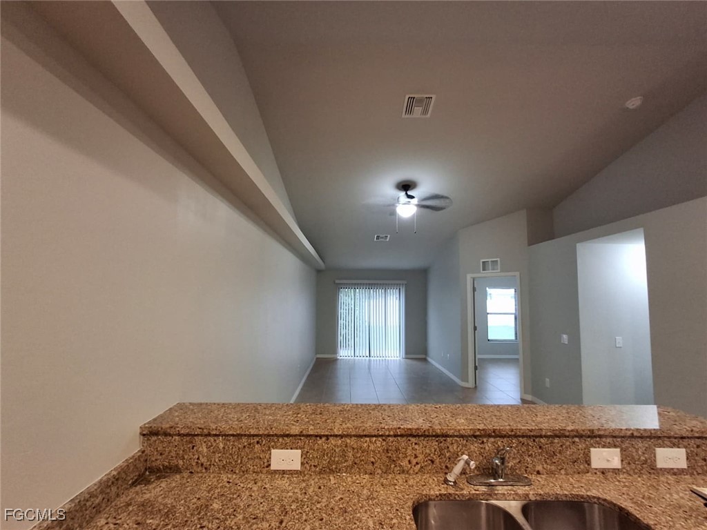 1022 NE 8th Place Cape Coral FL 33909 2025006951 image5