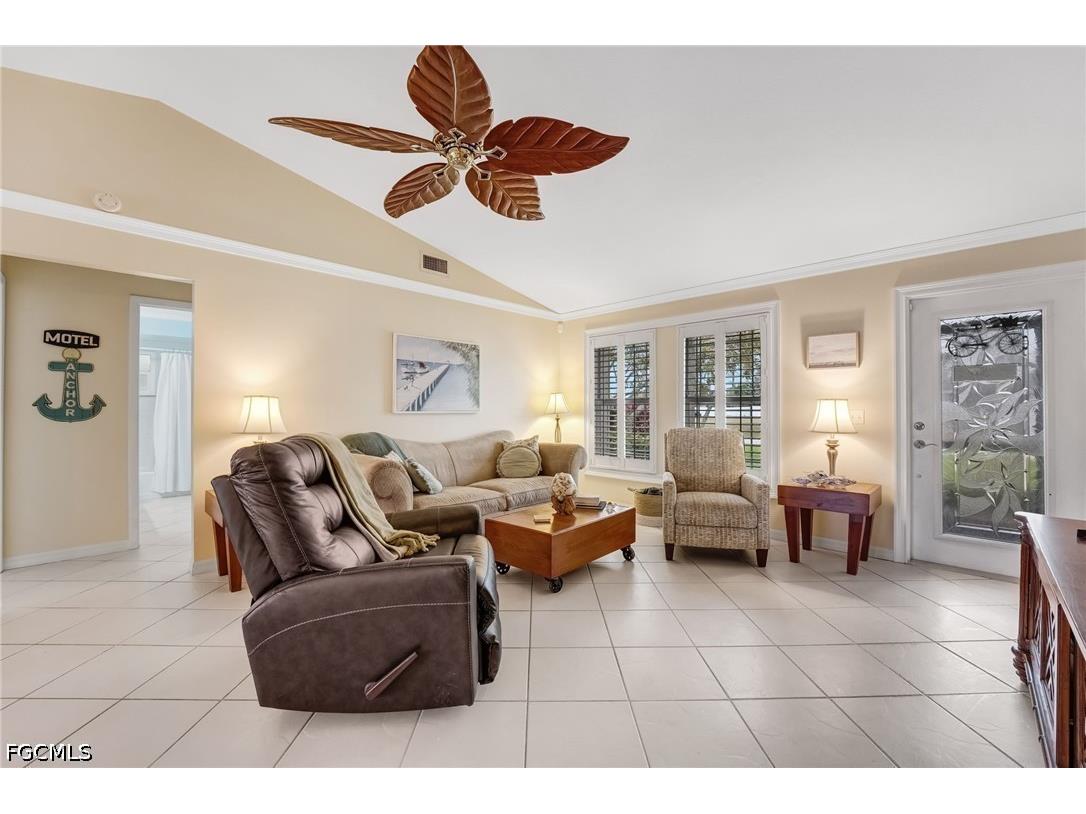 1022 SE 17th Avenue Cape Coral FL 33990 2026014662 image6
