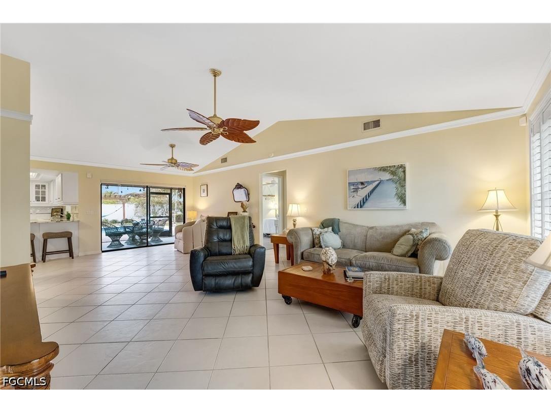 1022 SE 17th Avenue Cape Coral FL 33990 2026014662 image8