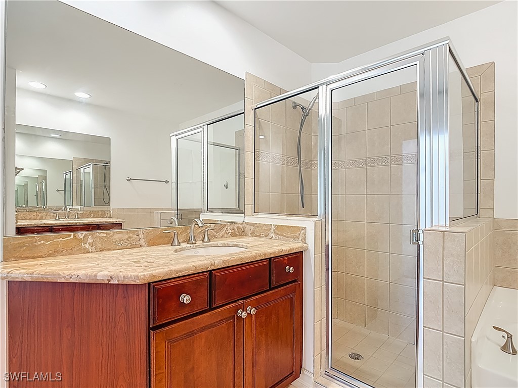 10220 Olivewood Way #47 Estero FL 33928 225081382 image21