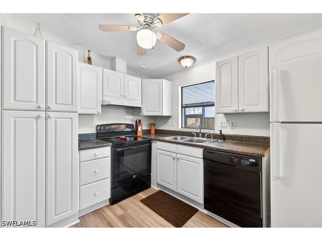 10220 Wales Loop Bonita Springs FL 34135 226015761 image8