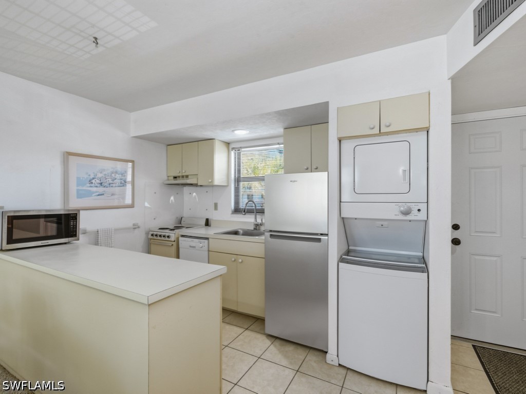1023 Anglers Cove #E304 Marco Island FL 34145 226019003 image10