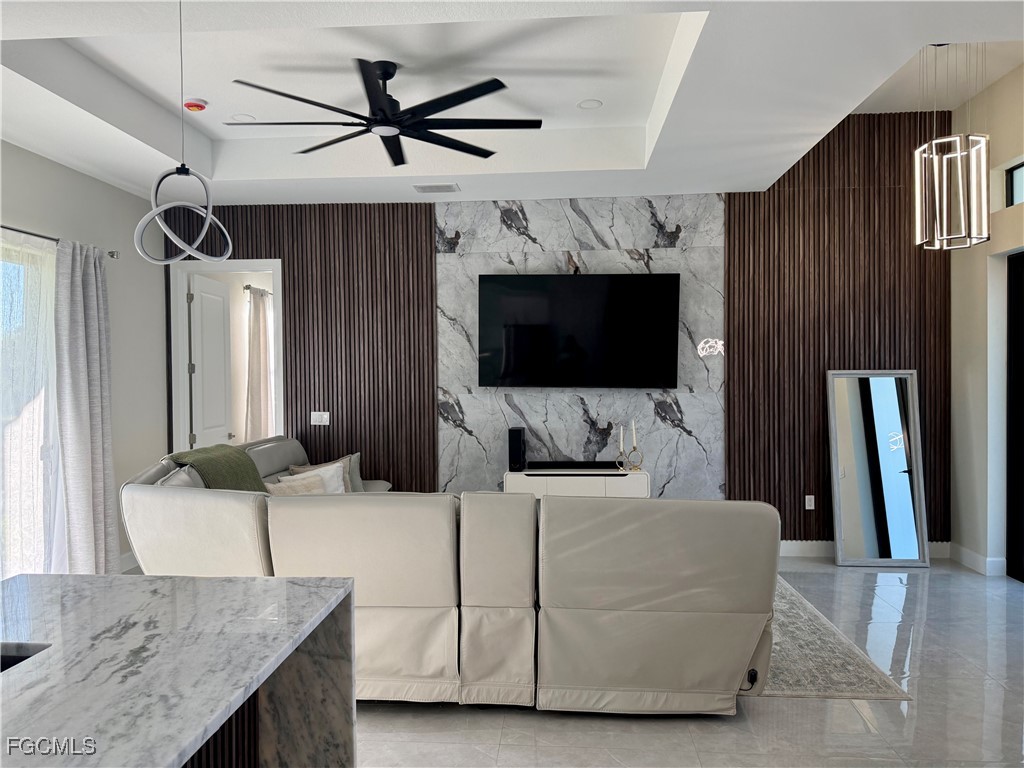 1023 Bank Avenue S Lehigh Acres FL 33974 2025018374 image3