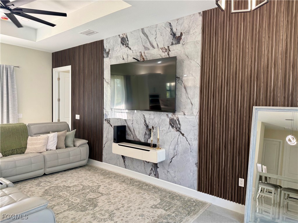 1023 Bank Avenue S Lehigh Acres FL 33974 2025018374 image4