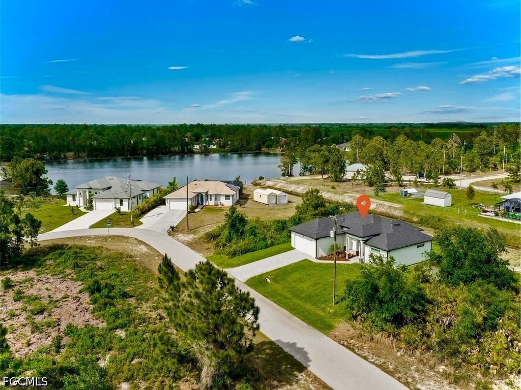 1023 Bank Avenue S Lehigh Acres FL 33974 2026025483 image2