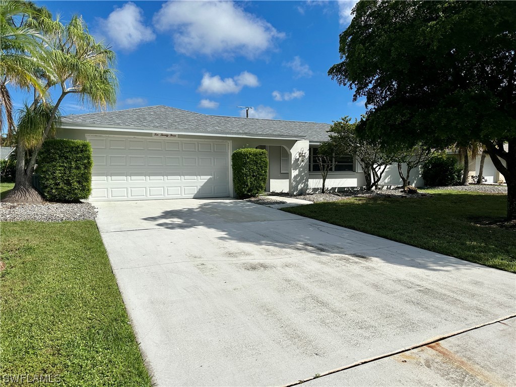 1023 El Rio Avenue Fort Myers FL 33919 223070966 image1