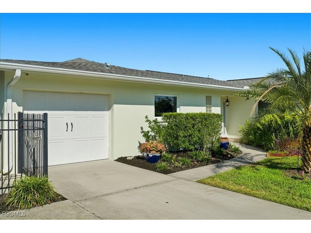 1023 El Valle Avenue Fort Myers FL 33919 2025021858 image3