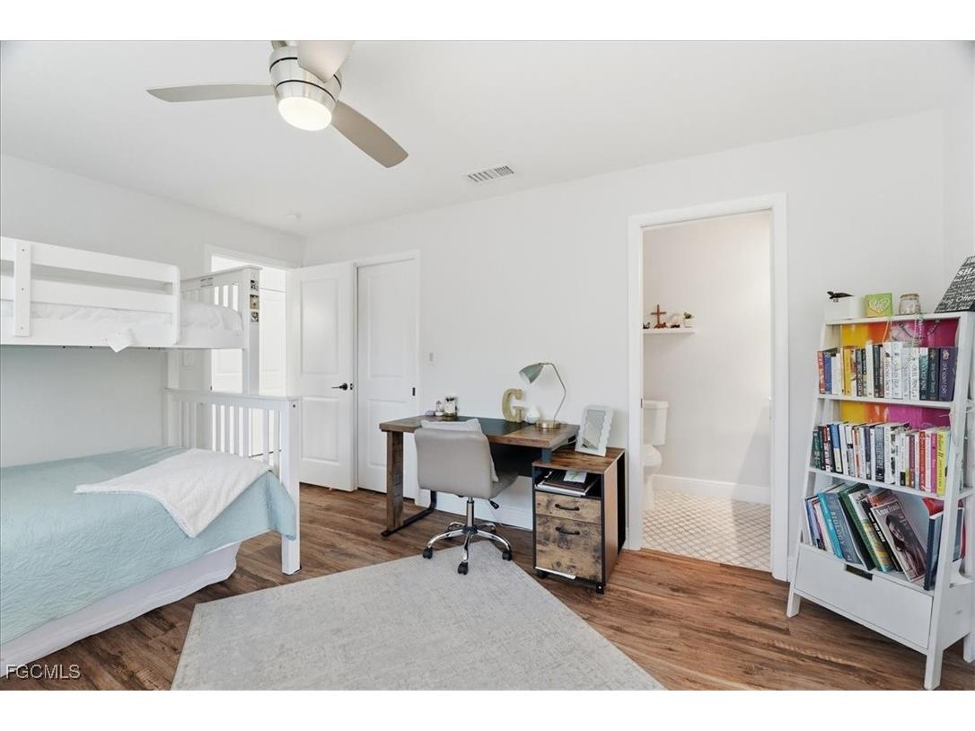 1023 El Valle Avenue Fort Myers FL 33919 2025021858 image30