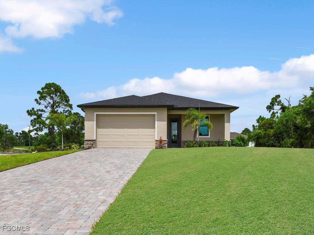 1023 NW 9th Street Cape Coral FL 33993 2025006099 image1