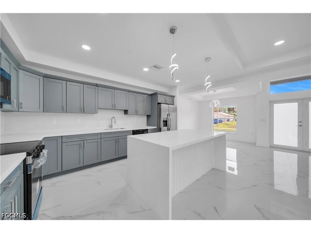 1023 Pilgrim Street E Lehigh Acres FL 33974 2026021659 image6