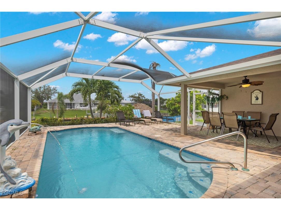 1023 SE 15th Street Cape Coral FL 33990 2025000697 image22