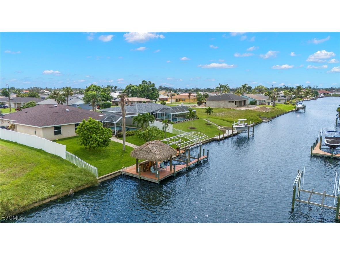1023 SE 15th Street Cape Coral FL 33990 2025000697 image27