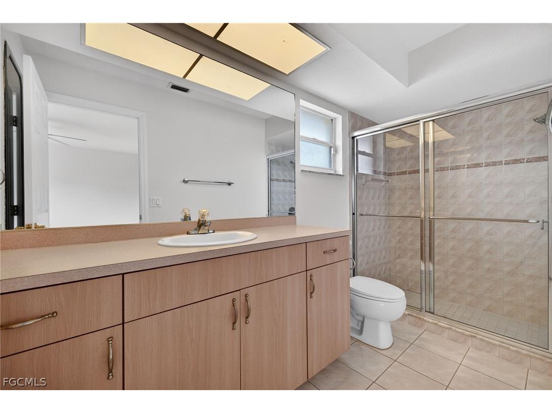 1023 SE 18th Avenue Cape Coral FL 33990 2026012822 image14