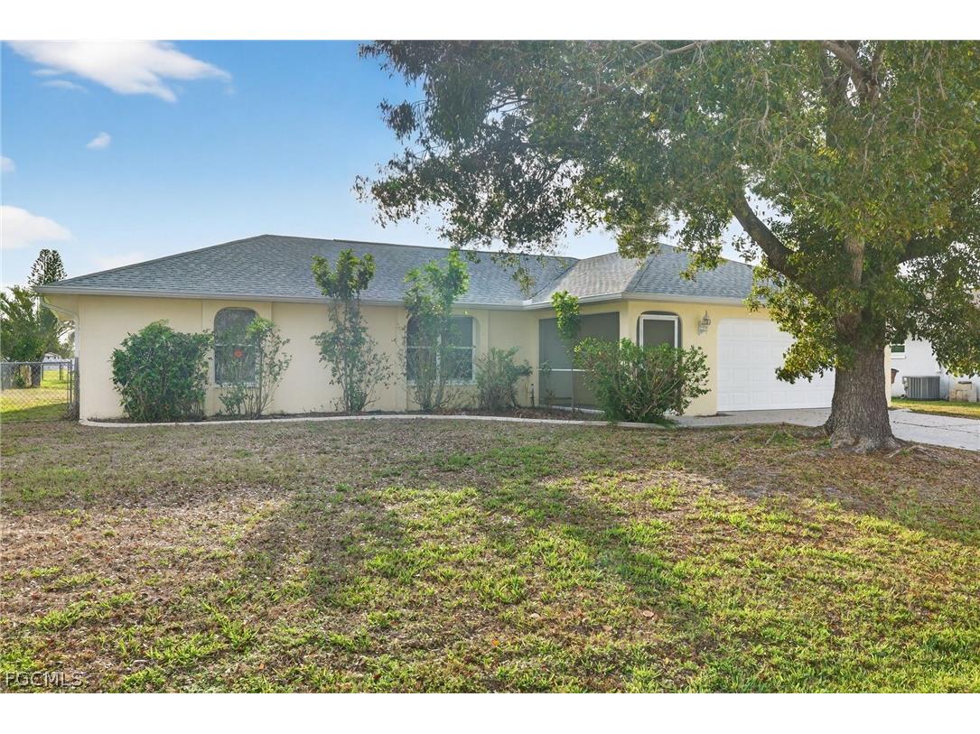 1023 SE 18th Avenue Cape Coral FL 33990 2026012822 image2