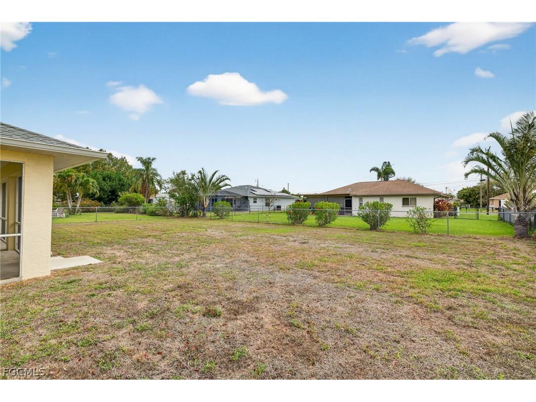 1023 SE 18th Avenue Cape Coral FL 33990 2026012822 image24