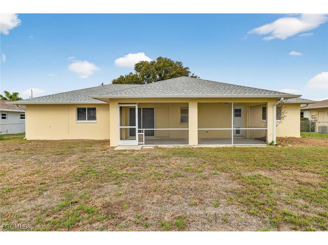 1023 SE 18th Avenue Cape Coral FL 33990 2026012822 image25