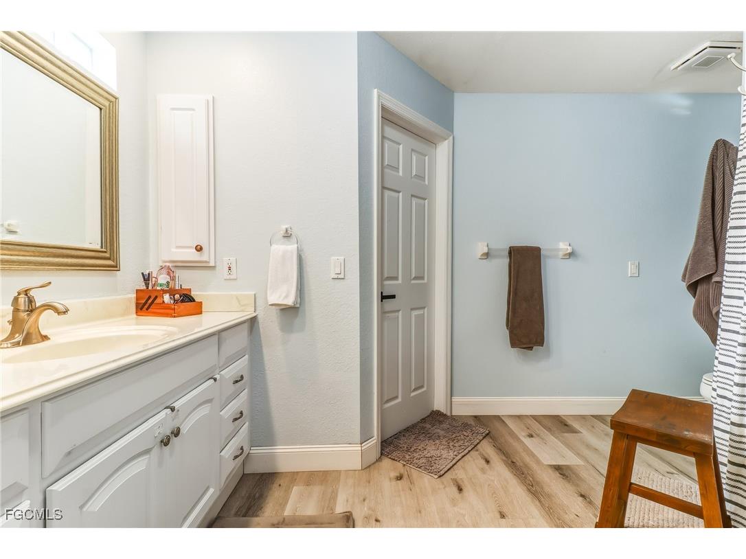 1023 SE 4th Street Cape Coral FL 33990 2026006334 image18