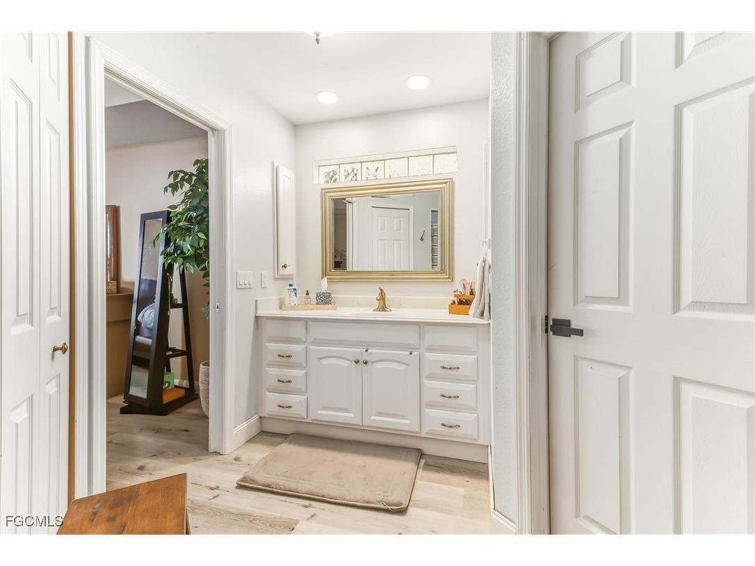 1023 SE 4th Street Cape Coral FL 33990 2026006334 image20