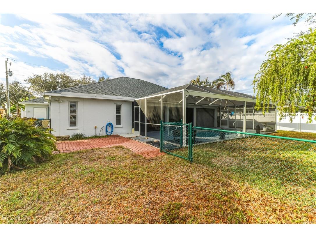 1023 SE 4th Street Cape Coral FL 33990 2026006334 image31