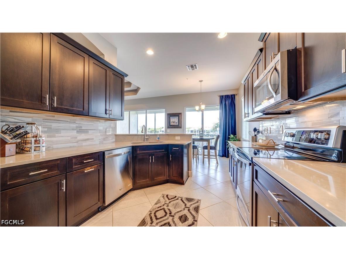 10230 Glastonbury Circle #202 Fort Myers FL 33913 2026026030 image7