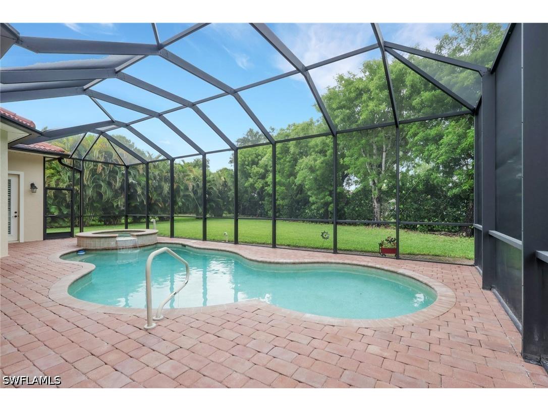 10233 Avonleigh Drive Bonita Springs FL 34135 226021670 image21