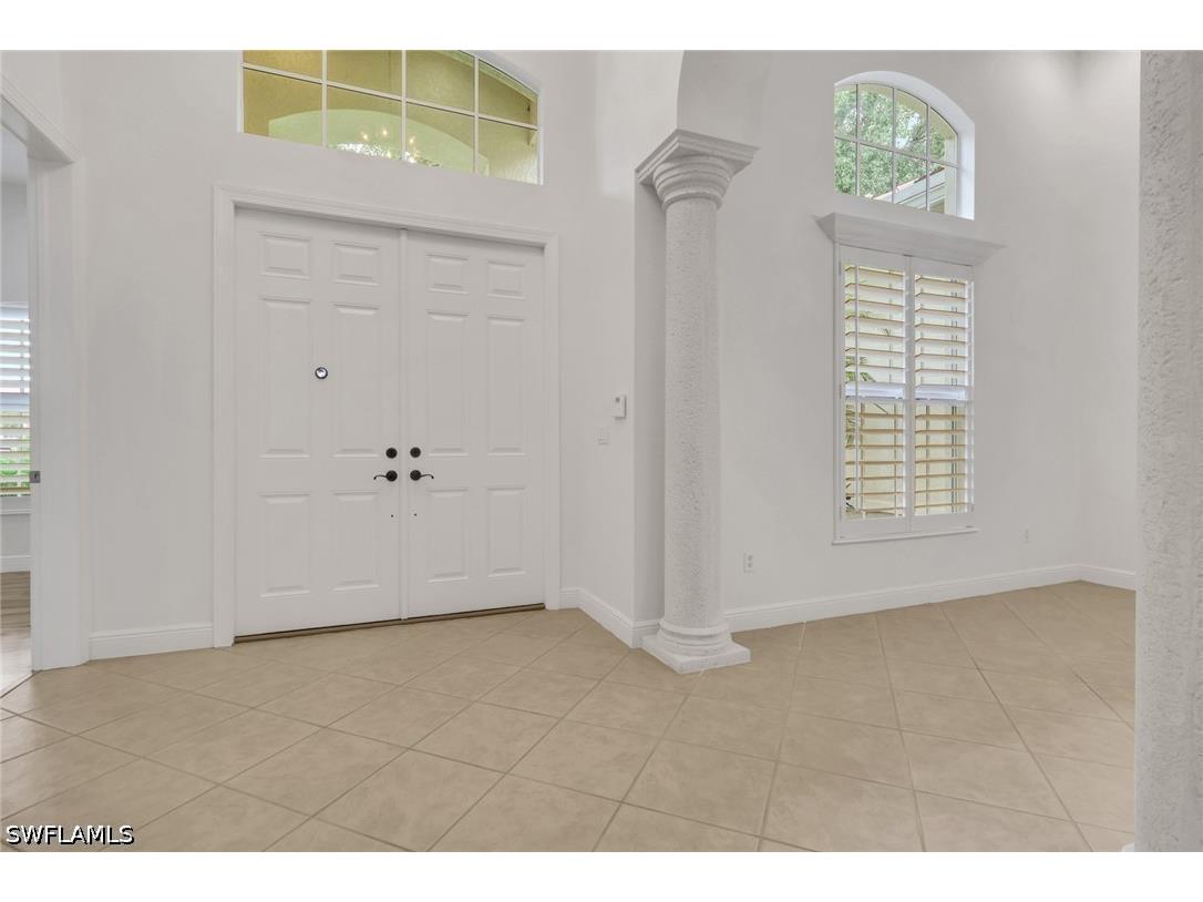 10233 Avonleigh Drive Bonita Springs FL 34135 226021670 image3
