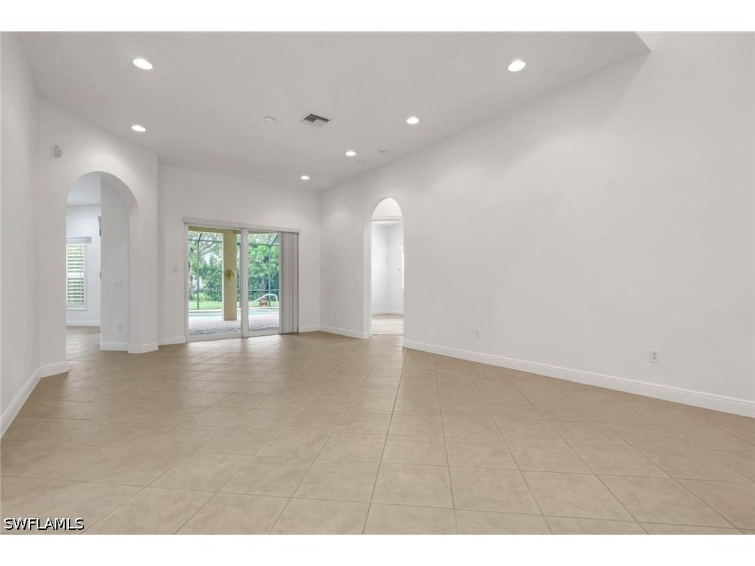 10233 Avonleigh Drive Bonita Springs FL 34135 226021670 image5