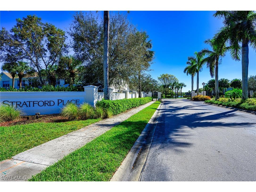 1024 Hampton Circle Naples FL 34105 223076373 image1