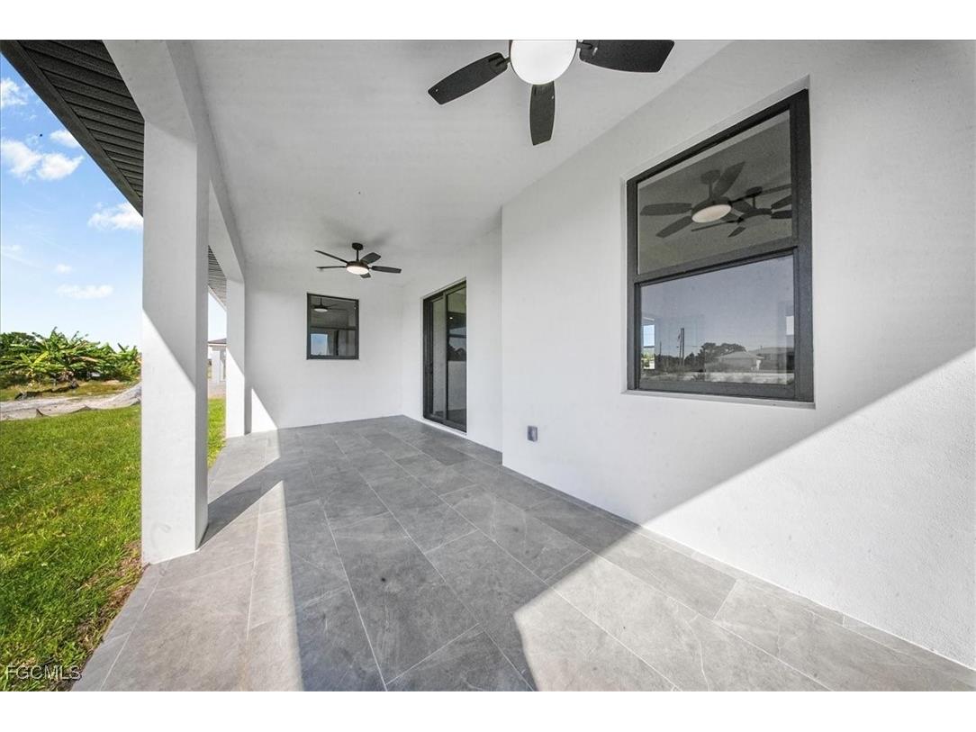 1024 Halby Avenue S Lehigh Acres FL 33974 2025020867 image28