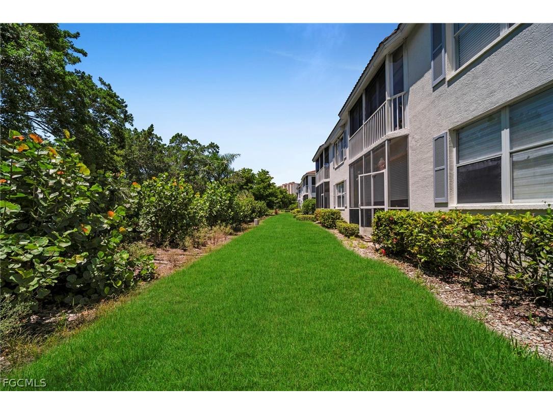 1024 Mainsail Drive #512 Naples FL 34114 2026011914 image18