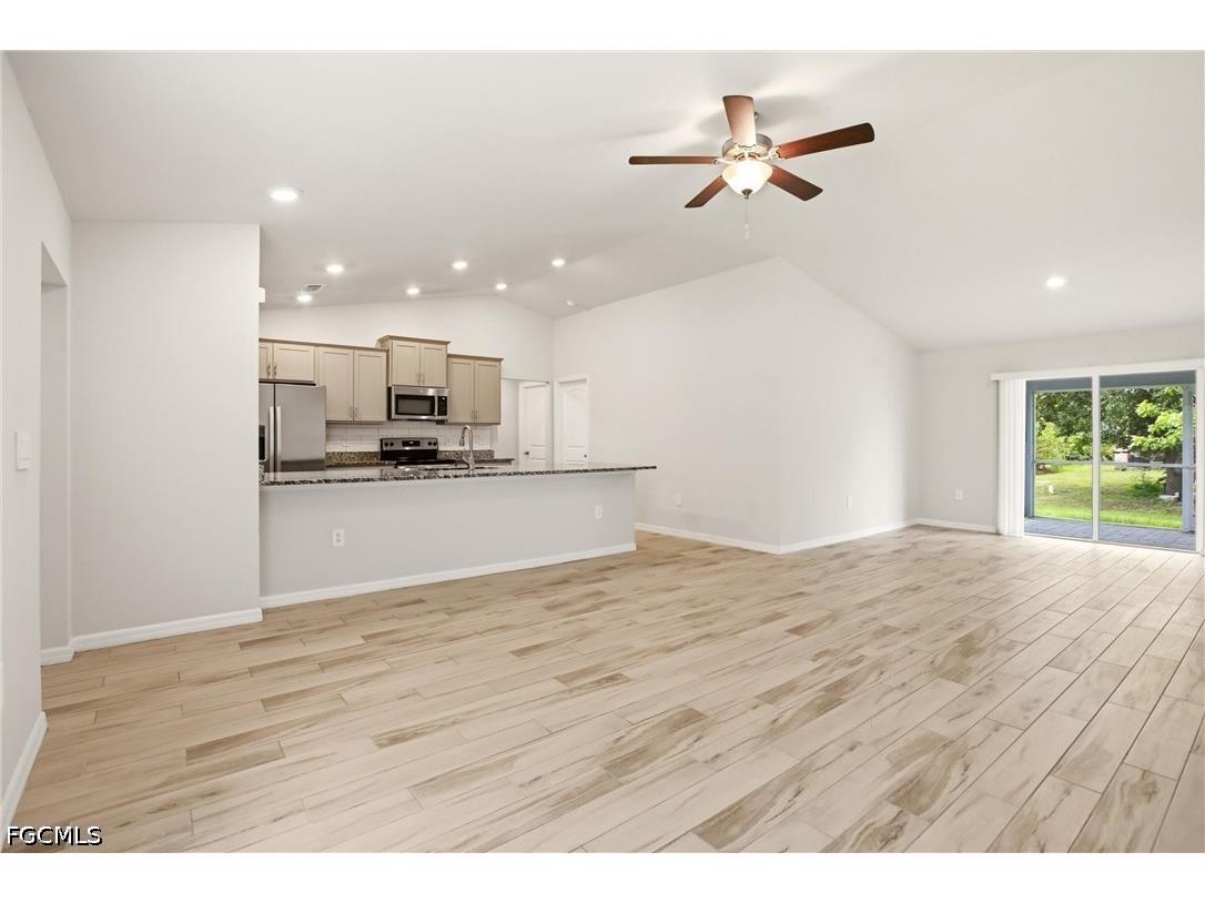 1024 NE 33rd Lane Cape Coral FL 33909 2026024718 image10
