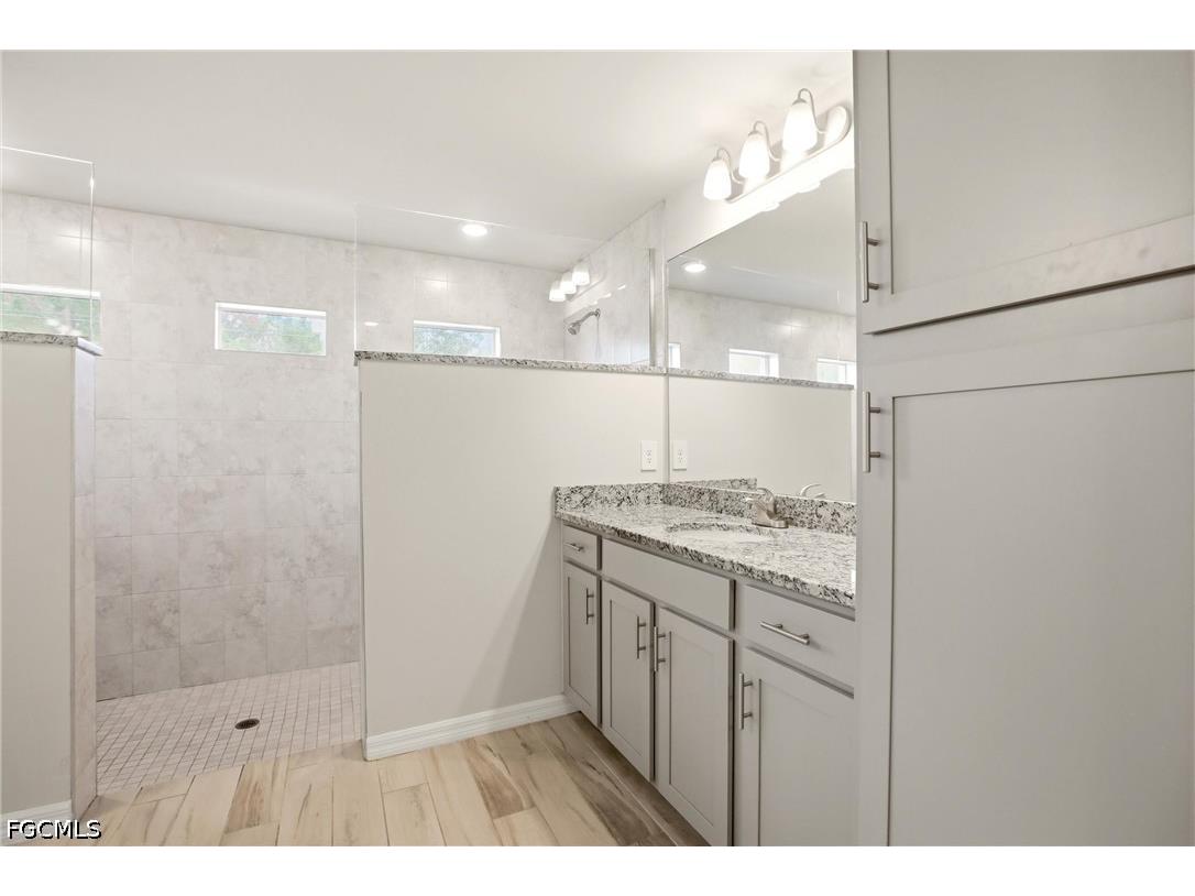 1024 NE 33rd Lane Cape Coral FL 33909 2026024718 image38